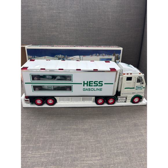 Hess 2003 Toy Truck and Racecars Christmas Collectible Toy Brand New In Box - Picture 6 of 9